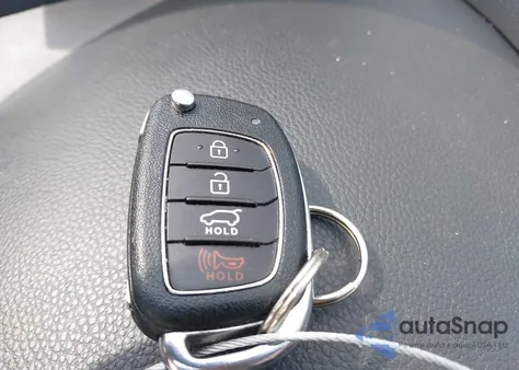 2017 Hyundai Santa Fe Sport 2.4L из США, поврежденный, VIN 5NMZT3LB5HH005090